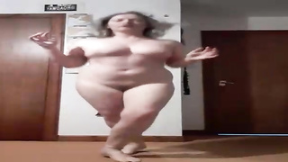 Nude inexperienced honey is doing some kind of a exercise in front of the web camera