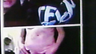 2 brunette College girls see me grow for them