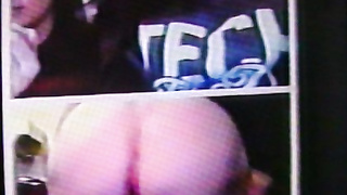 2 brunette College girls see me grow for them