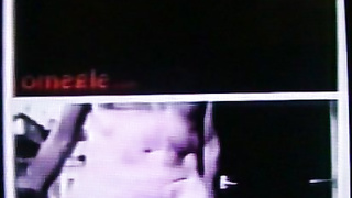 2 pairs of College girls shocked delight & 1 get's a good long look (+ sound )