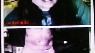 2 pairs of College girls shocked delight & 1 get's a good long look (+ sound )