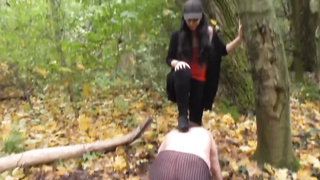 Female Domination s predominate gimps outdoor