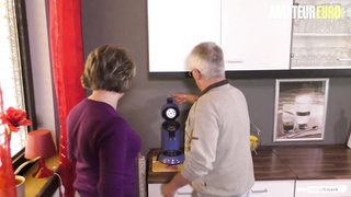 HAUSFRAU FICKEN - Elderly Neighbor Is Successful To Porks Super-Steamy German Mature Housewife - INEXPERIENCED EUROPEAN