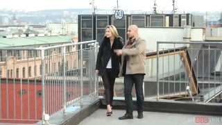 Misty Klitz is having romp with her married paramour and wailing from delight while jizzing