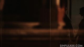 Divine swinger hook-up