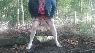 Pissing outdoors babe