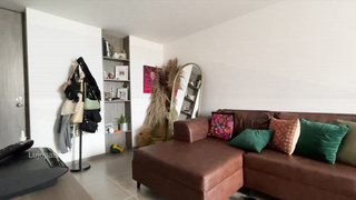 REAL FUCKY-FUCKY - I ask the DELIVERY BOY to poke me and jizz in my face