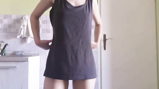 Slender nymph, Maiski is delicately caressing her brilliantly trimmed cootchie while no one is witnessing her