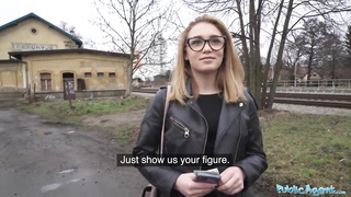 Brely eighteen blond stunner with glasses is about to deepthroat prick and get plumbed, for money