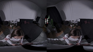 DARK GUEST ROOM VR - Petite But Heavy Brenda