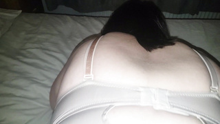 Gorgous babe loves cock