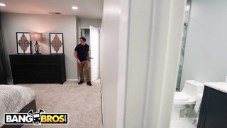 BANGBROS - Stepmother Casca Akashova Catches Berry McKockiner Stagging On Her In The Bathroom