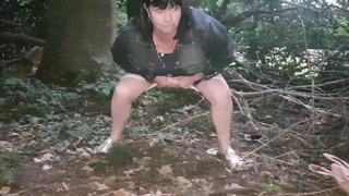 Slut pissing in public sexy