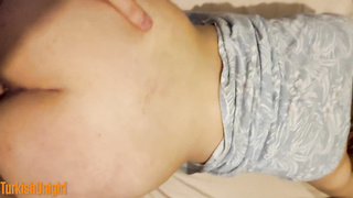 Komşunun kızını çığlık çığlığa siktim - Aynı anda boşaldık - Turkish female penetrated and ejaculates strenuously