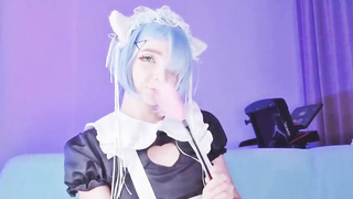 Crazy lady is using 2 fuck-fest playthings while jerking in front of the web camera