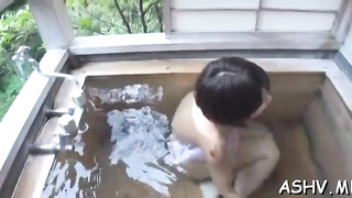 Edible idol nails well