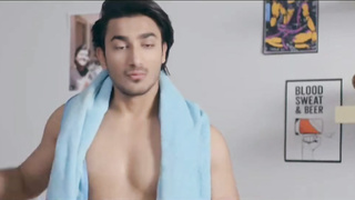 Samne Wali Khidki Part 2 Ullu Original web serial 2022 3