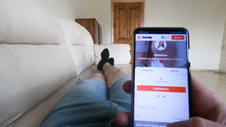 Трахнул в горло молодую голубоглазую блондинку и спустил ей в ротик.