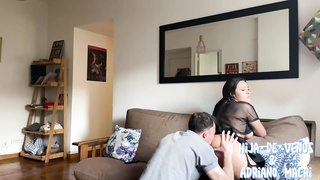 pendeja se porta mal y la castigan por puta