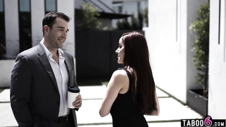 Teenager Vanna Bardot does not trust the process and coaxes man on the jury