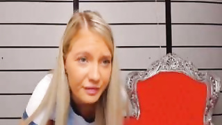 Blonde Babe Dancing And Showing Her Beautiful Body