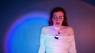 Tirando a virgindade da sua vizinha novinha tímida - gabriasmr roleplay