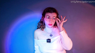 Tirando a virgindade da sua vizinha novinha tímida - gabriasmr roleplay