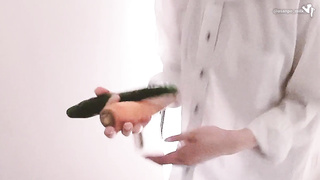 Ejaculation with carrot insertion♡Japanese Unexperienced Manga Porn Hookup