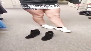 Ultra-Kinky lady is regularly wanking in local stores, because it thrills her more than anything else