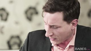 Virginal looking honey lovin’ her leisure