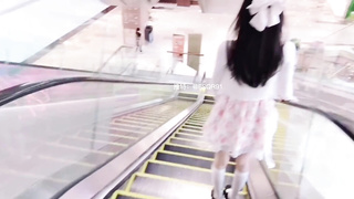 清纯女友商场初次遥控跳蛋