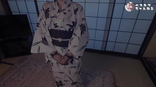 素人浴衣美女とハメ撮り　濃厚なフェラと見せつけいちゃいちゃがかわいすぎる