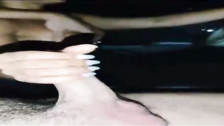 STRONZO LASCIAMI GUIDARE - poi non resiste e mi fa una sega (DIALOGHI IN ITALIANO) Pornography Flicks - Tube8