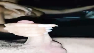 STRONZO LASCIAMI GUIDARE - poi non resiste e mi fa una sega (DIALOGHI IN ITALIANO) Pornography Flicks - Tube8