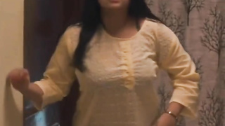 Indian Bangla Bhabhi ko Hotel Me Choda
