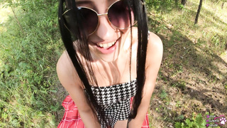 PHAT ASS WHITE GIRL Black-Haired Teenie Pounded in Public Park - Outdoor POINT OF VIEW Fuck-Fest