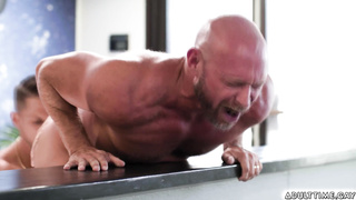 Dude's eyes almost pops out as his asshole gets penetrated