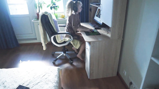 Dispersed her from the computer and pushed his rod in her gullet ten SHOTS OF JISM