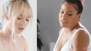 Smoking molten lesbos are tribbing in the shower after licking each other's fuckbox a bit