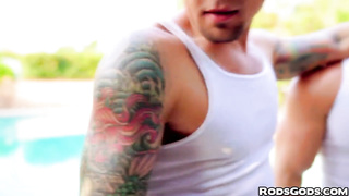 Dakota Payne deepthroating Bf Butler's soles while nailing!