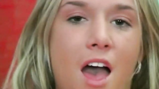 Josje gets boinked in the kitchen