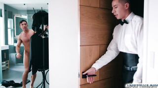 Oh lord, what a beautiful scene! This is why I LOVE gay porn!