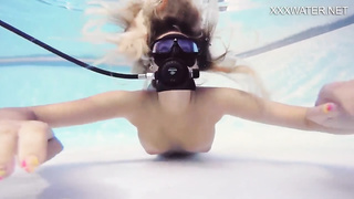 Supah torrid underwater gals unwrapping and tugging (Bang-Out Honey)