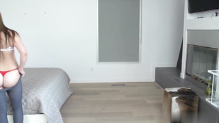 Plump mature is blasting while fapping in the middle of the day, in the kitchen