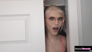 TS Izzy Wilde barebacked by stepsis bf