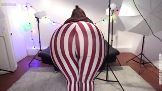 Antonela Del Rio is having warm hookup with a mischievous stud who isn't her colleague