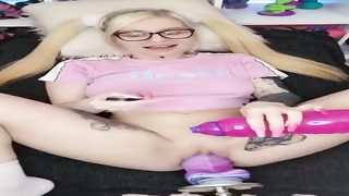 Insane, tatted female is opening up her gams broad open to get penetrated in front of the camera