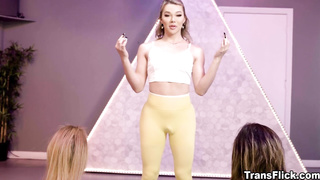 Jewelz Blus fuckhole gives enjoyment to Emma Rose man rod (Too Much)