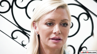 Busty milf facesitted by younger lover