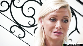 Busty milf fingers her blonde gf pussy